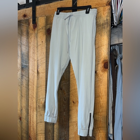lightweight zyia joggers - Picture 1 of 1